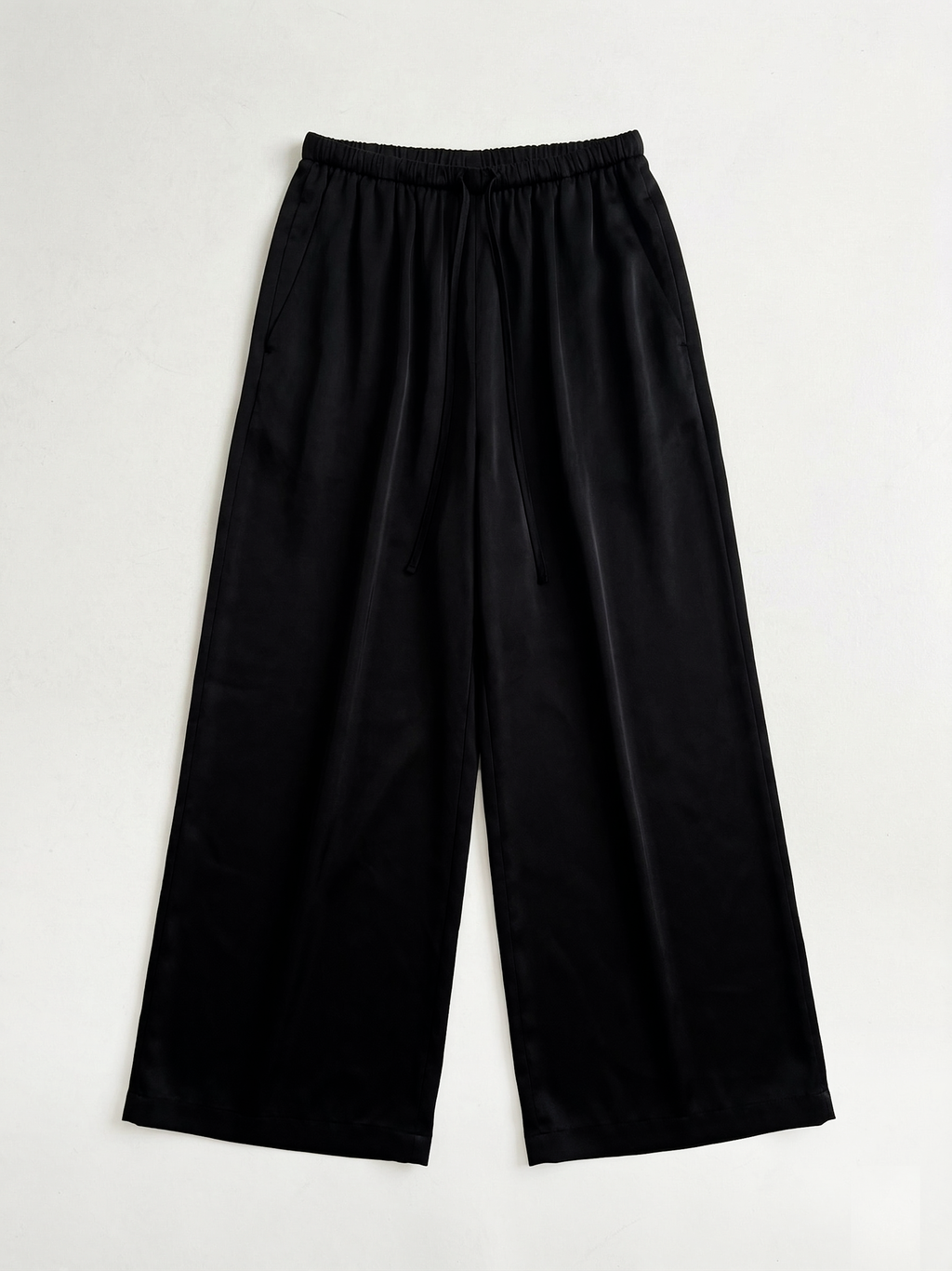 Satin Glossy Drawstring Wide Pants_Black