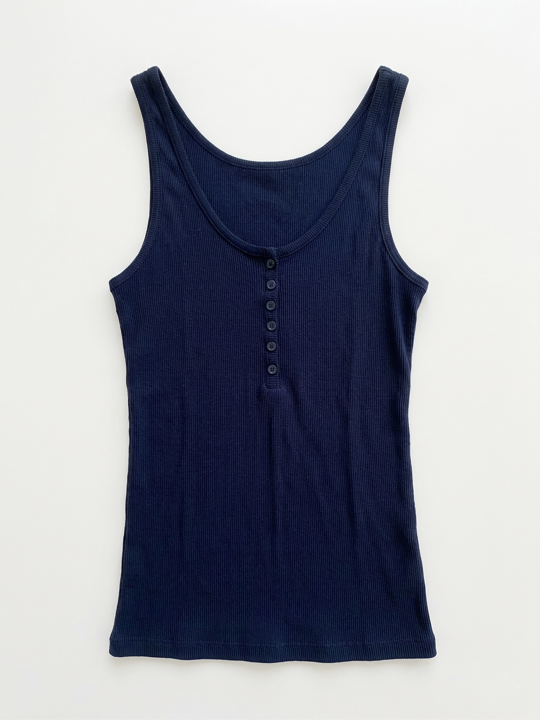 Soft-Ribbed Button Tank Top_Navy